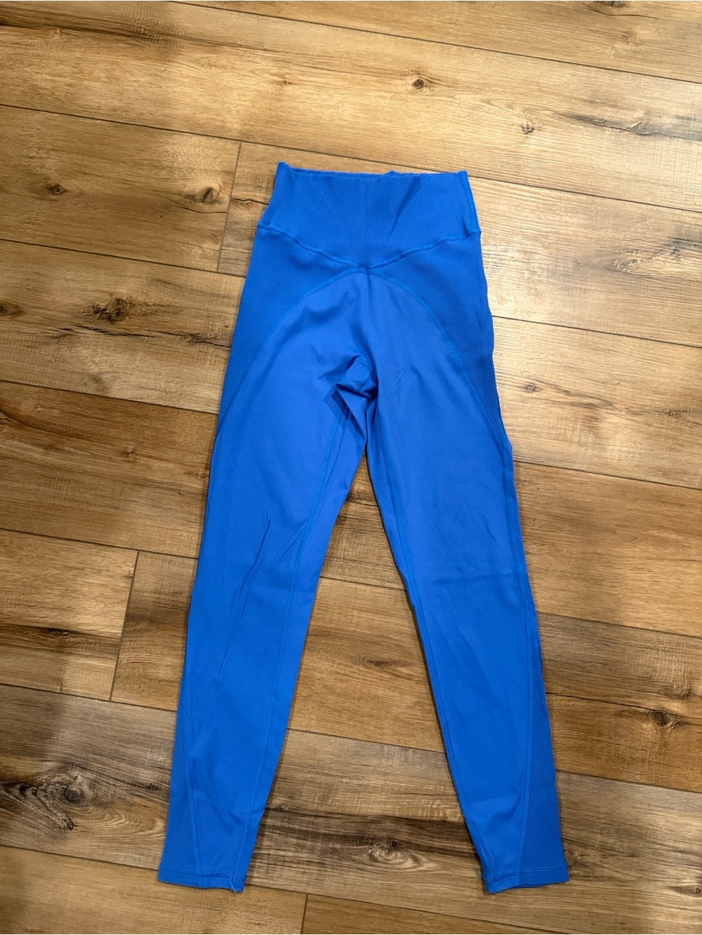 High-Waist Performance Leggings in Bright Blue